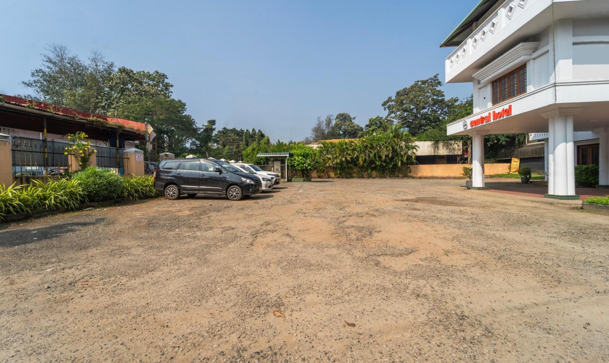 Treebo Central Thrissur Ngoại thất bức ảnh